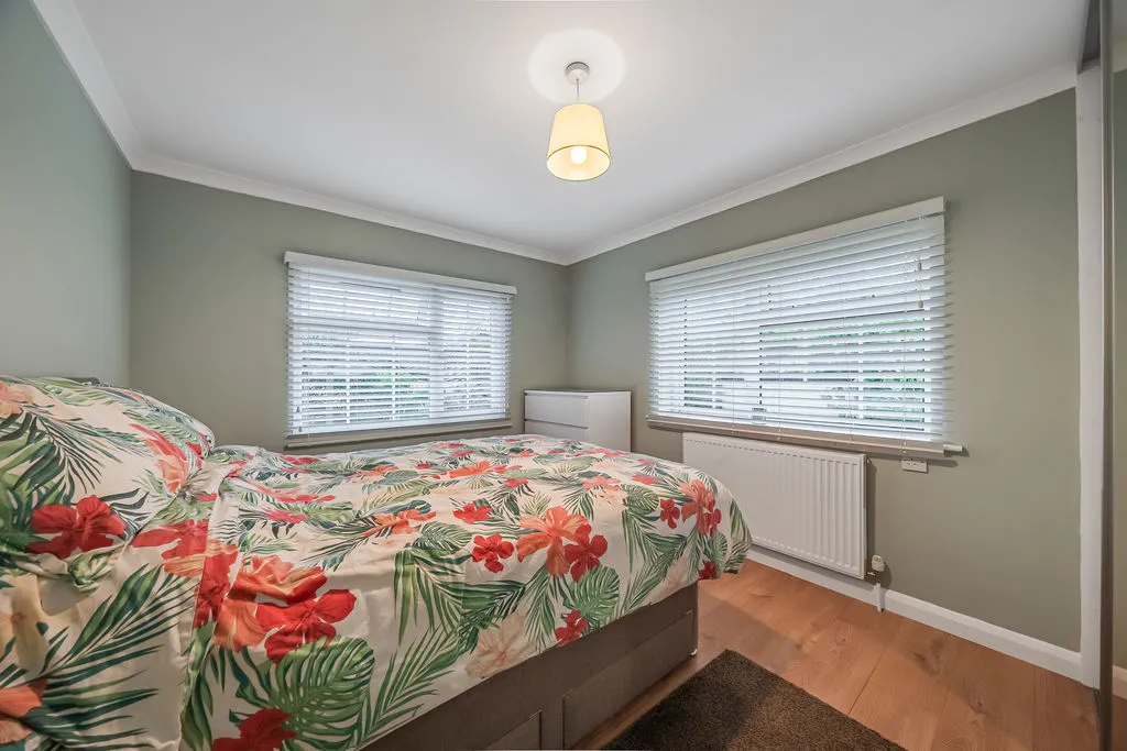 Avenue C Weybridge Park Estate, Addlestone KT15 2RB, photo 8