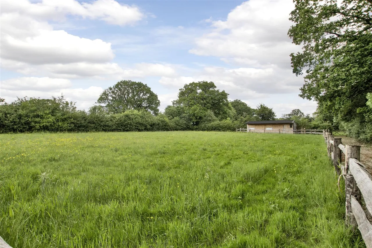 Tonbridge Road, Bough Beech, photo 15