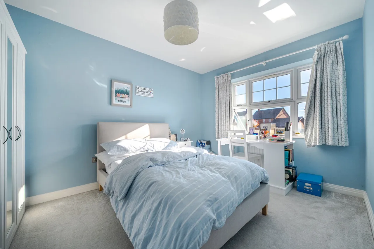 Oat Close, Rotherfield Greys, RG9, photo 10
