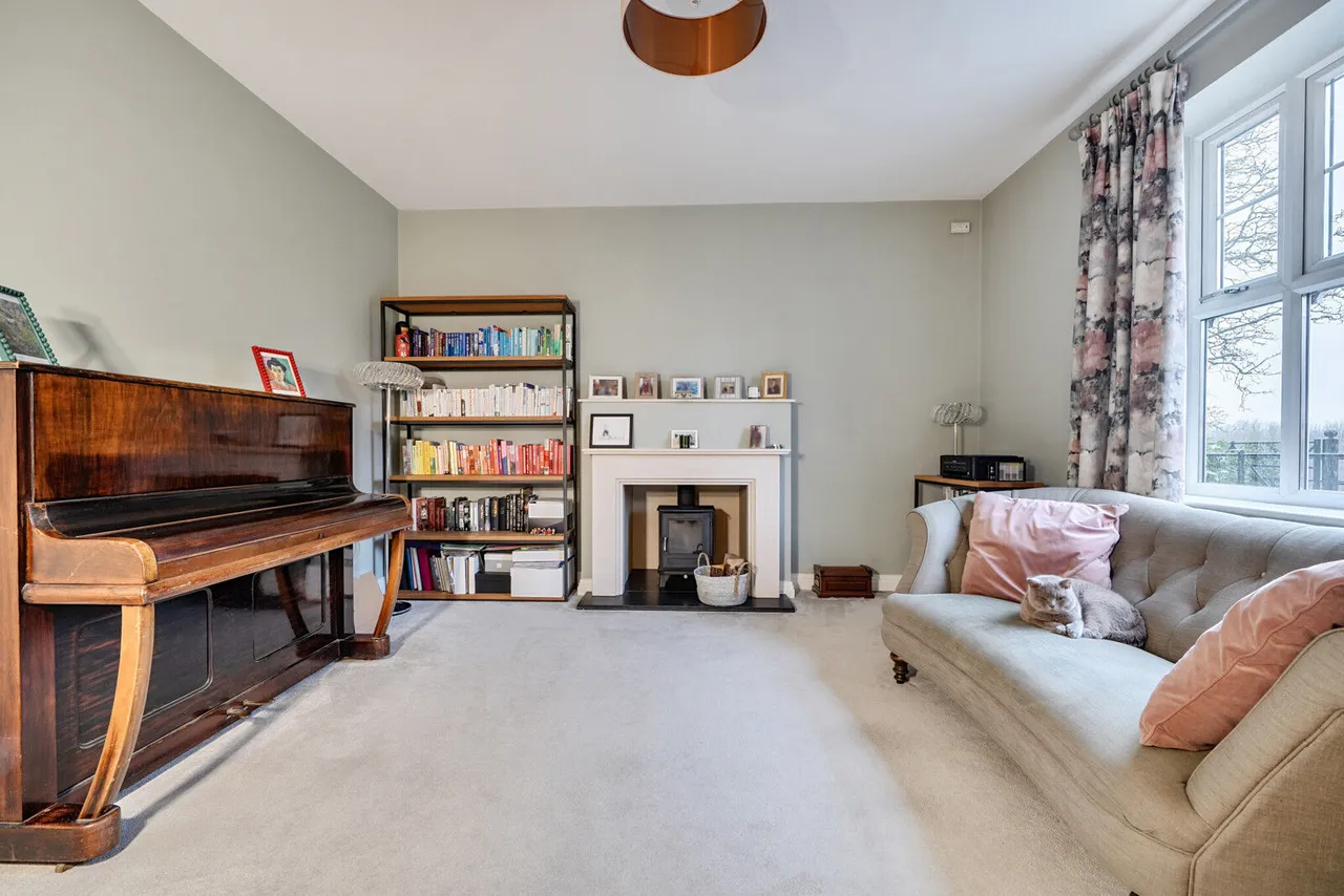 Oat Close, Rotherfield Greys, RG9, photo 15