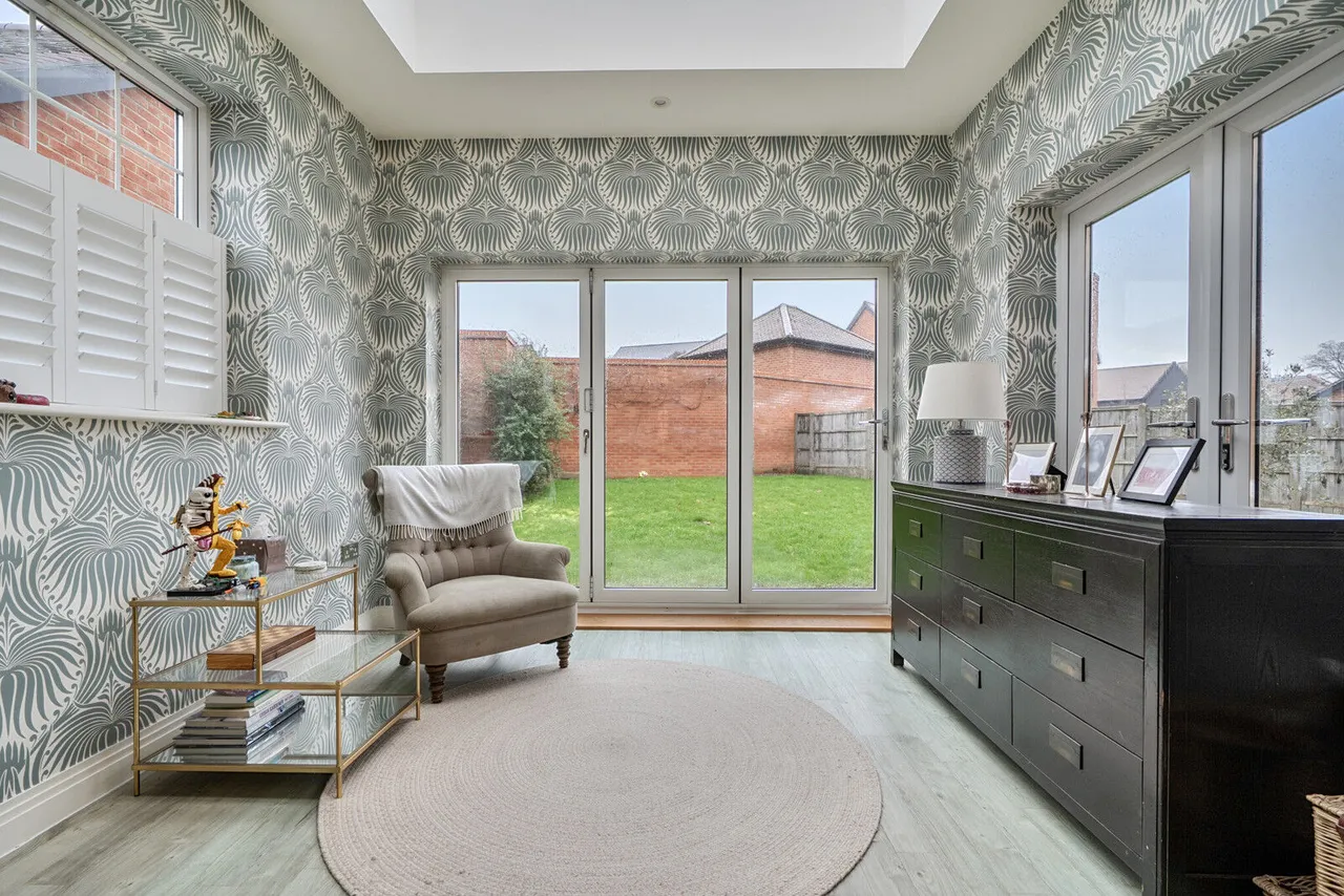 Oat Close, Rotherfield Greys, RG9, photo 14