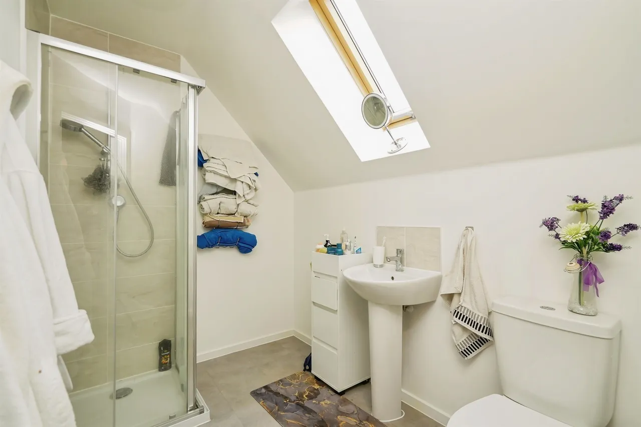 Adams Row, Grove, OX12, photo 14