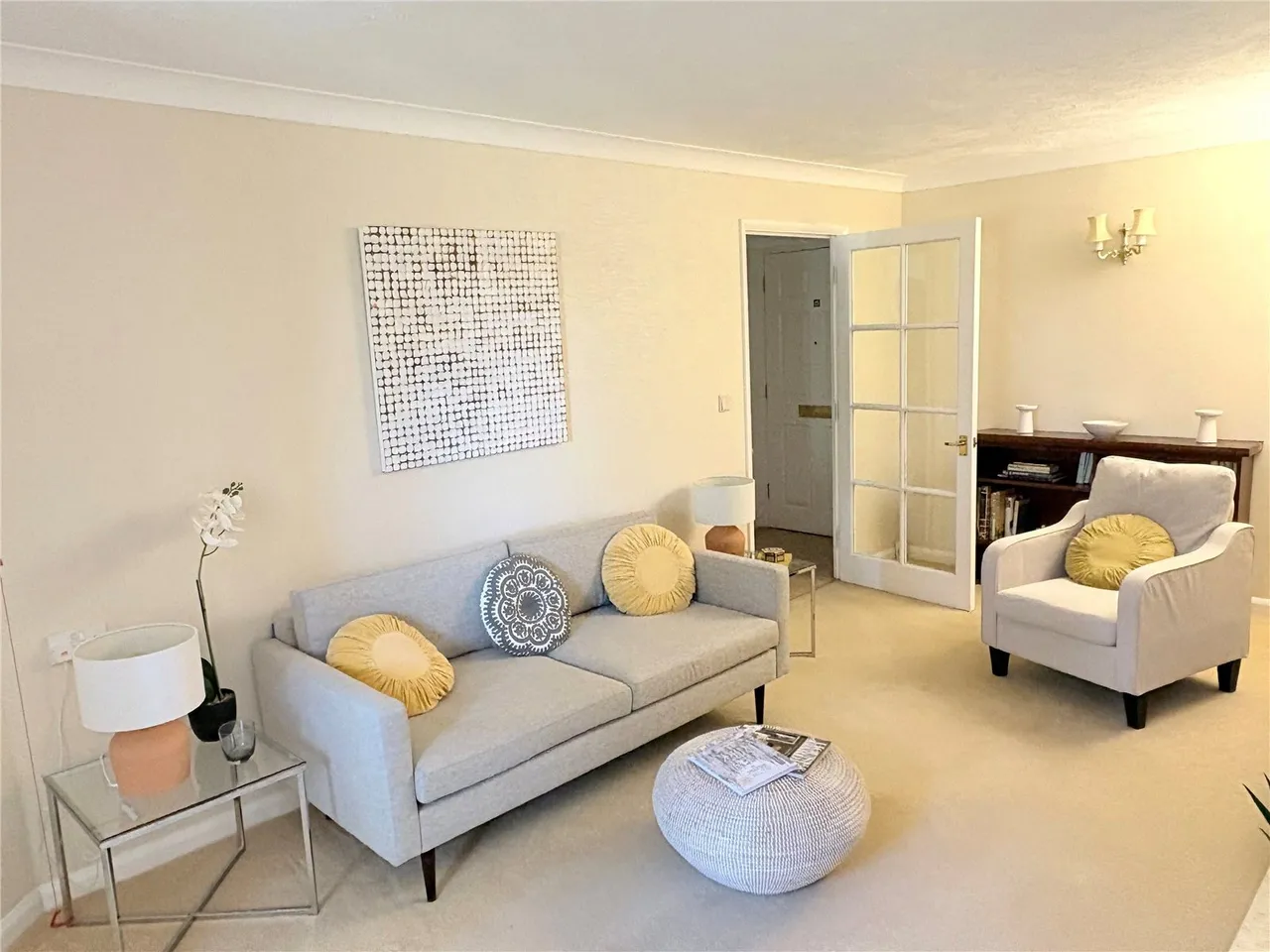 Manor Road North, Hinchley Wood, KT10, photo 4