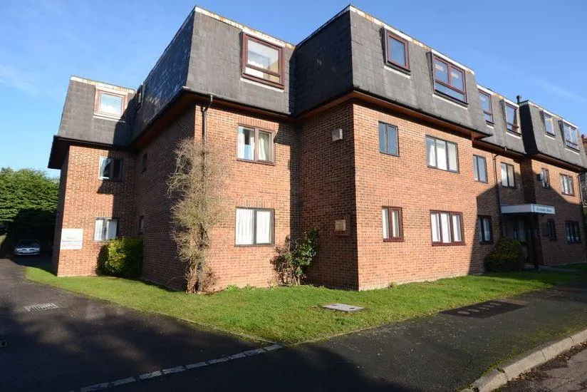 Alexandra Avenue, Camberley, GU15, photo 7
