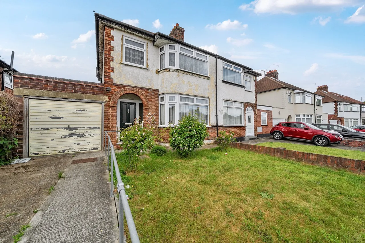 3 bed house for sale — Hook Lane, DA16