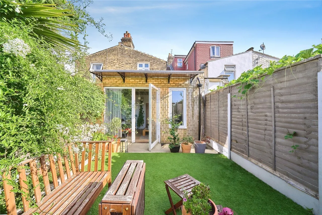 Harold Road, London, E13, photo 18