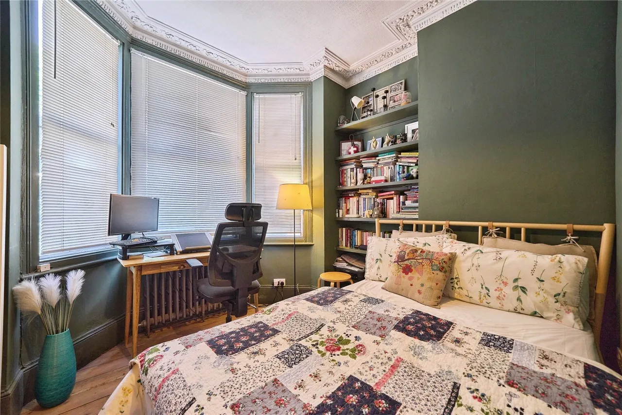 Harold Road, London, E13, photo 14