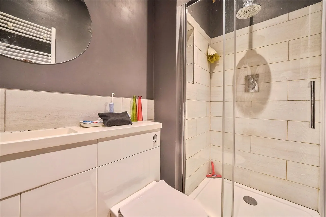 Harold Road, London, E13, photo 19