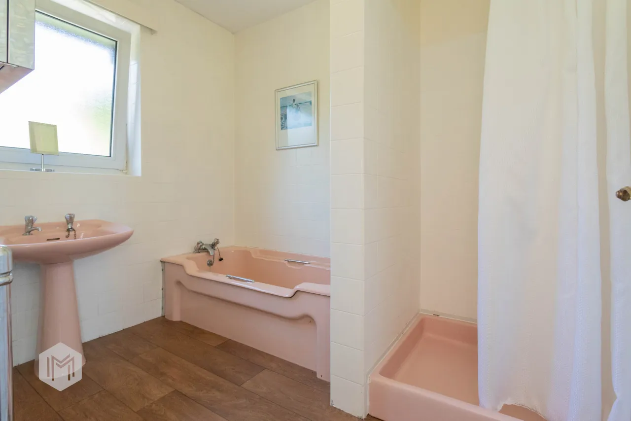 Delview, Woolden Road, Cadishead, Manchester, M44 5JX, photo 25