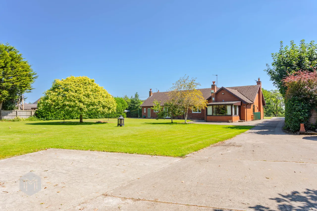 Delview, Woolden Road, Cadishead, Manchester, M44 5JX, photo 35