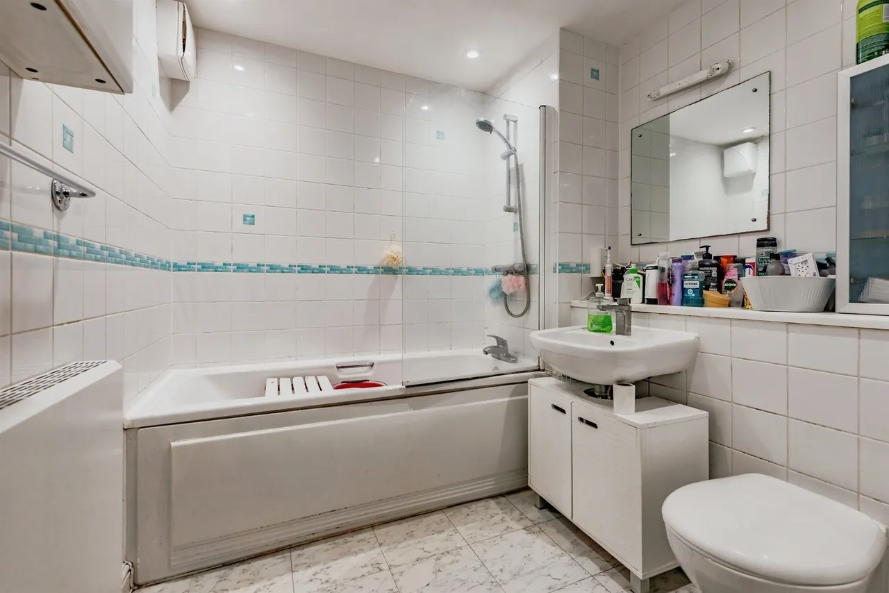Five Acres, Crawley, photo 6