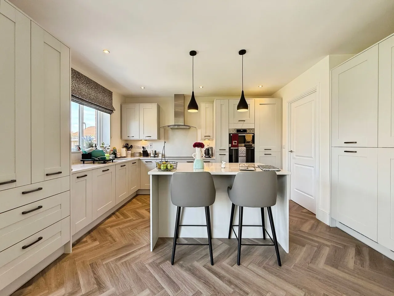 Beamont Crescent, Stockport, photo 8