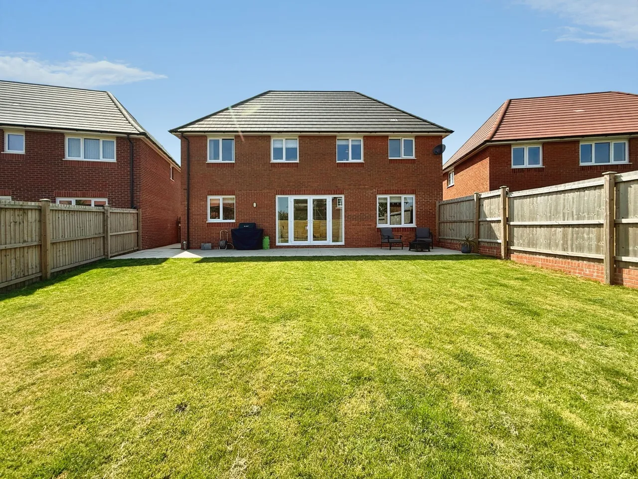 Beamont Crescent, Stockport, photo 31