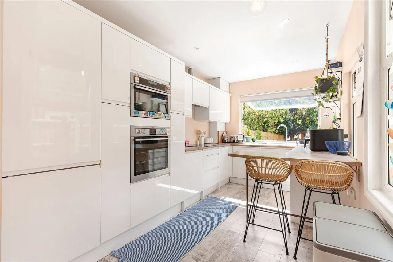 Fallsbrook Road, Furzedown, photo 5