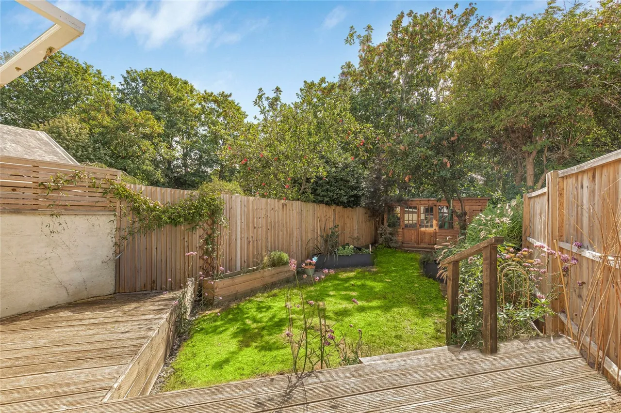 Fallsbrook Road, Furzedown, photo 3