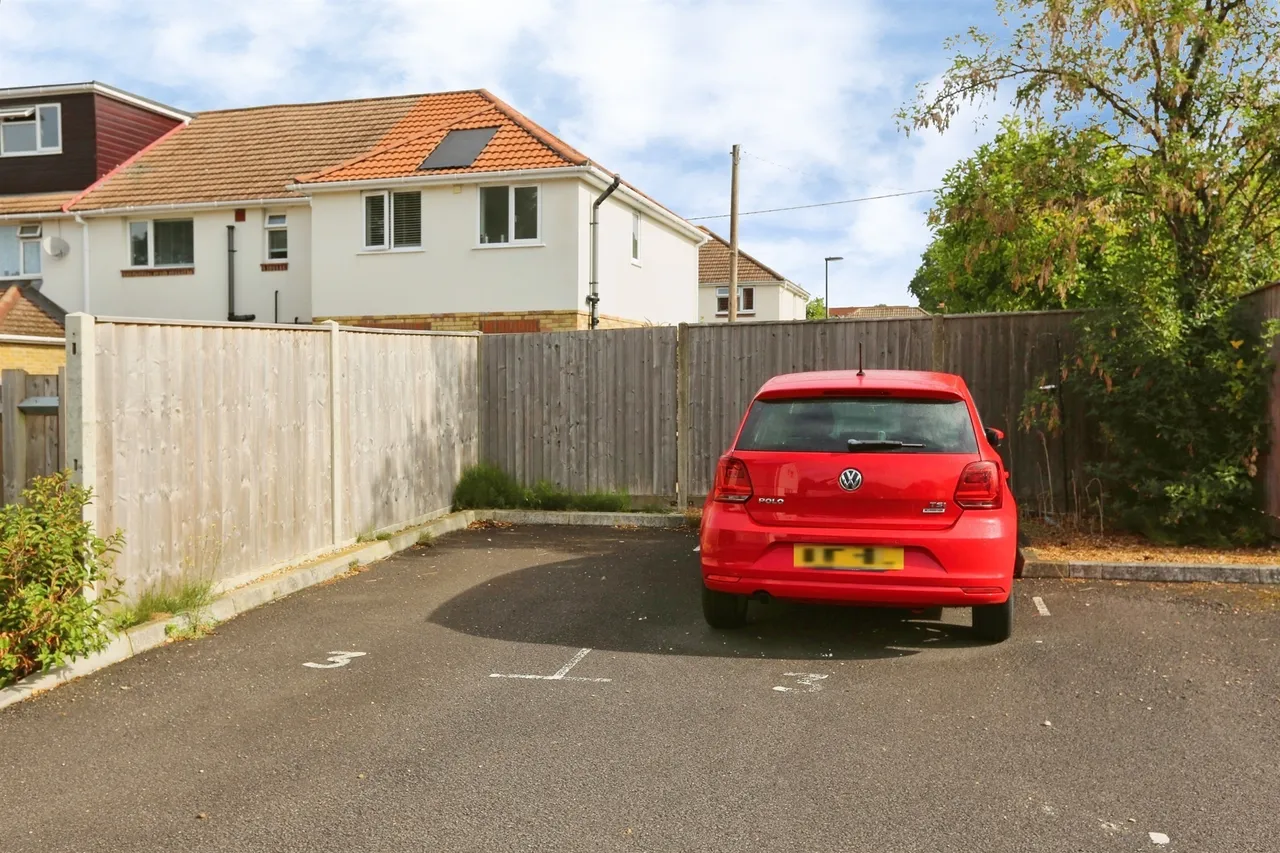 Morrison Close, Southampton, SO19, photo 17