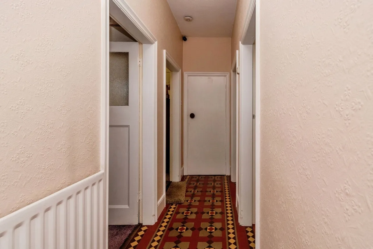 Clothier Street, Willenhall, WV13, photo 15