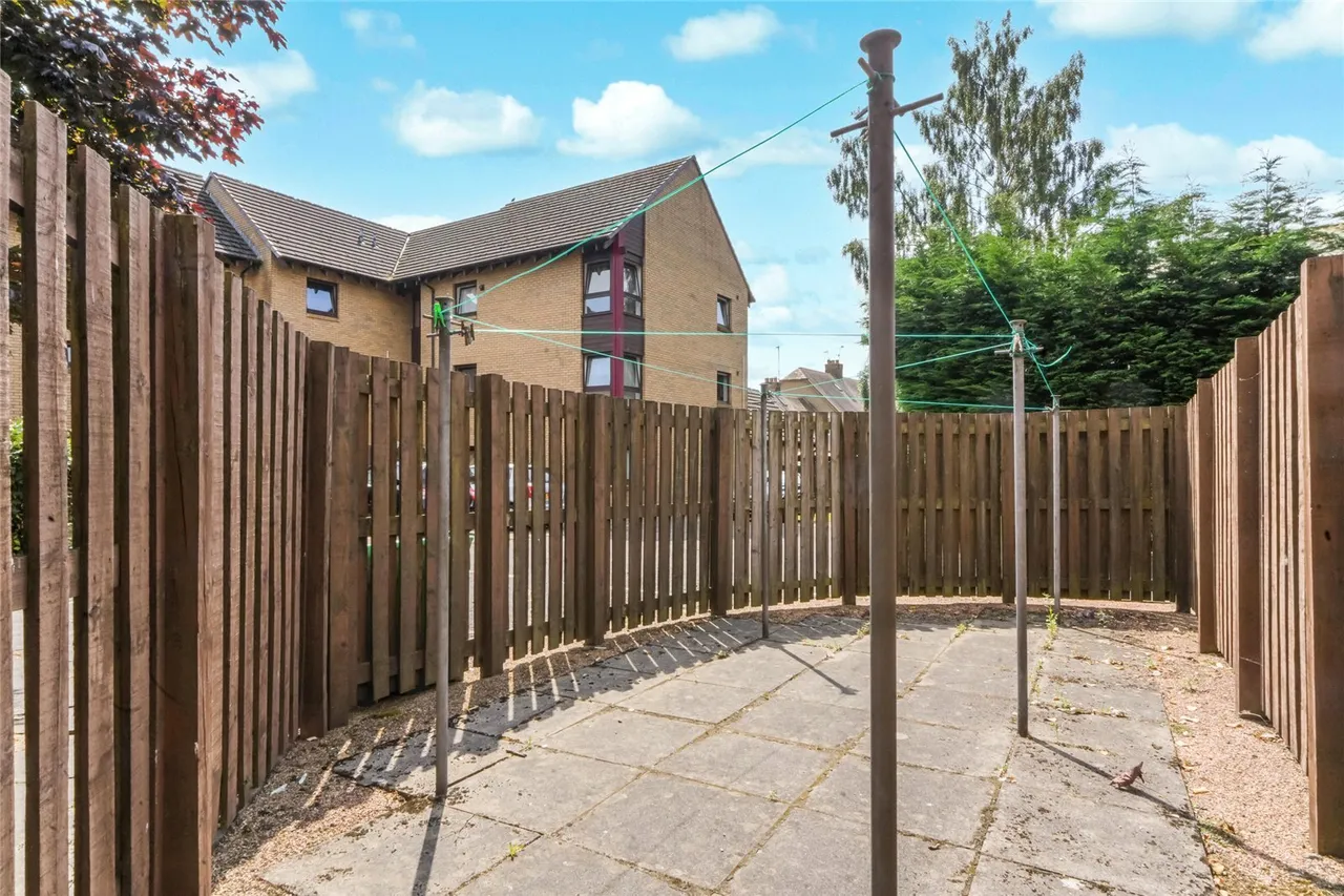 Comrie Court, Tillicoultry, Clackmannanshire, FK13, photo 18