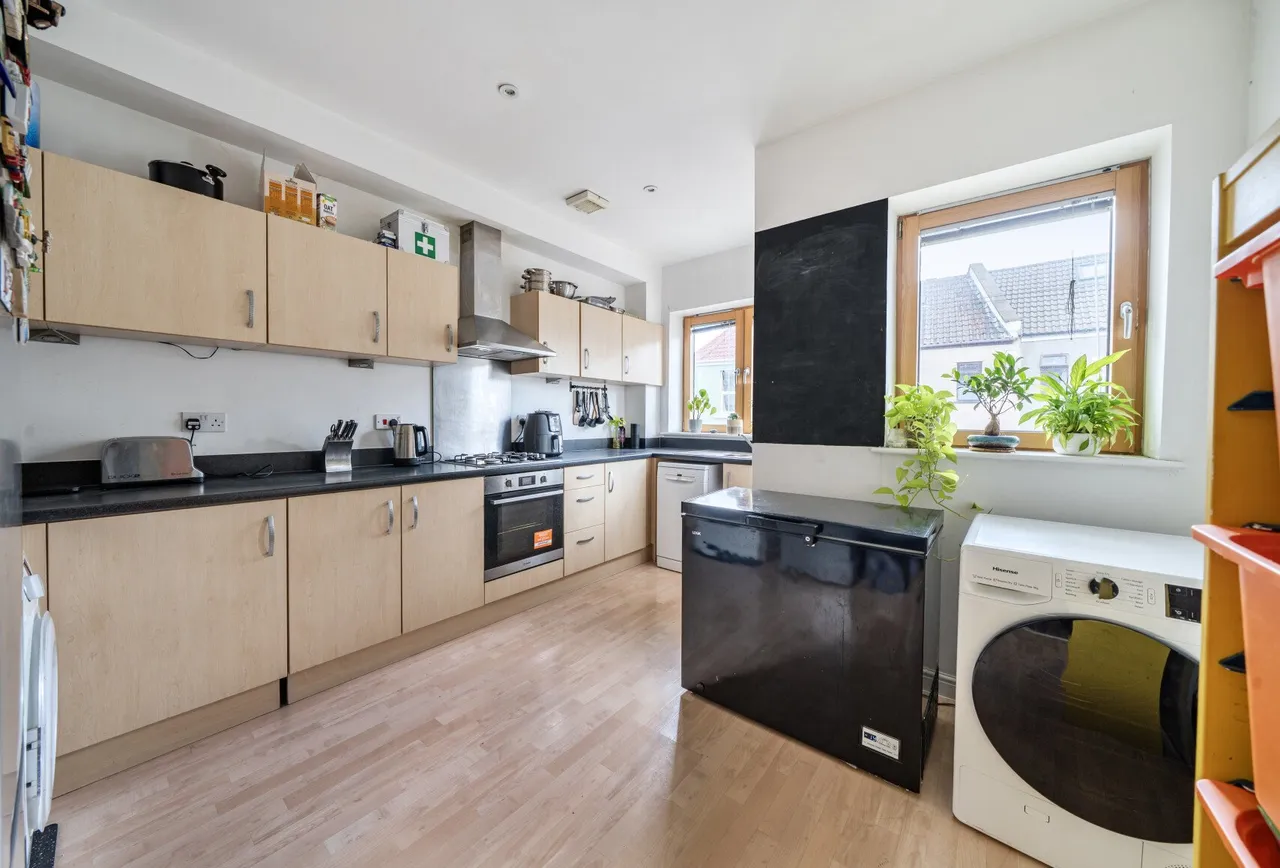 Barton Road, Bristol, BS2 0LD, photo 2