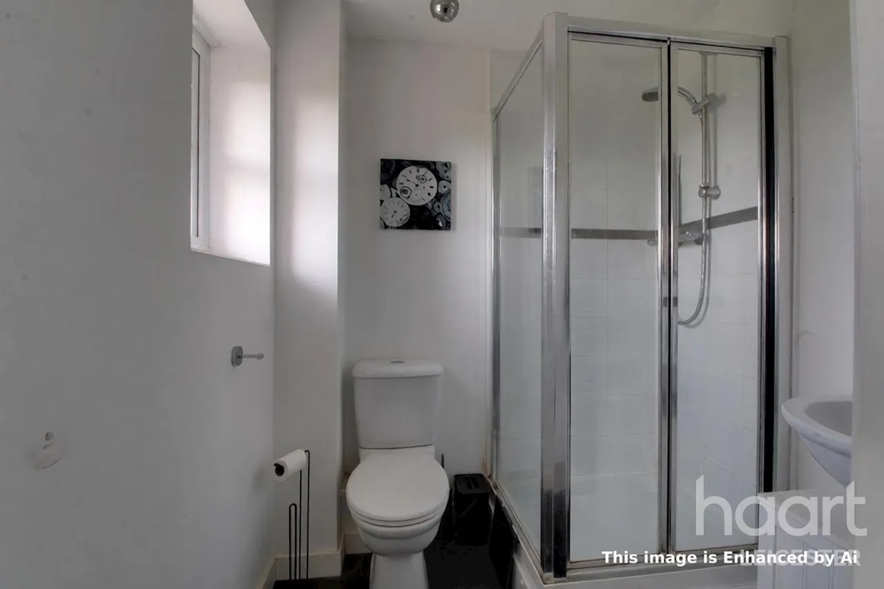 Boundary Close, LE7, photo 6