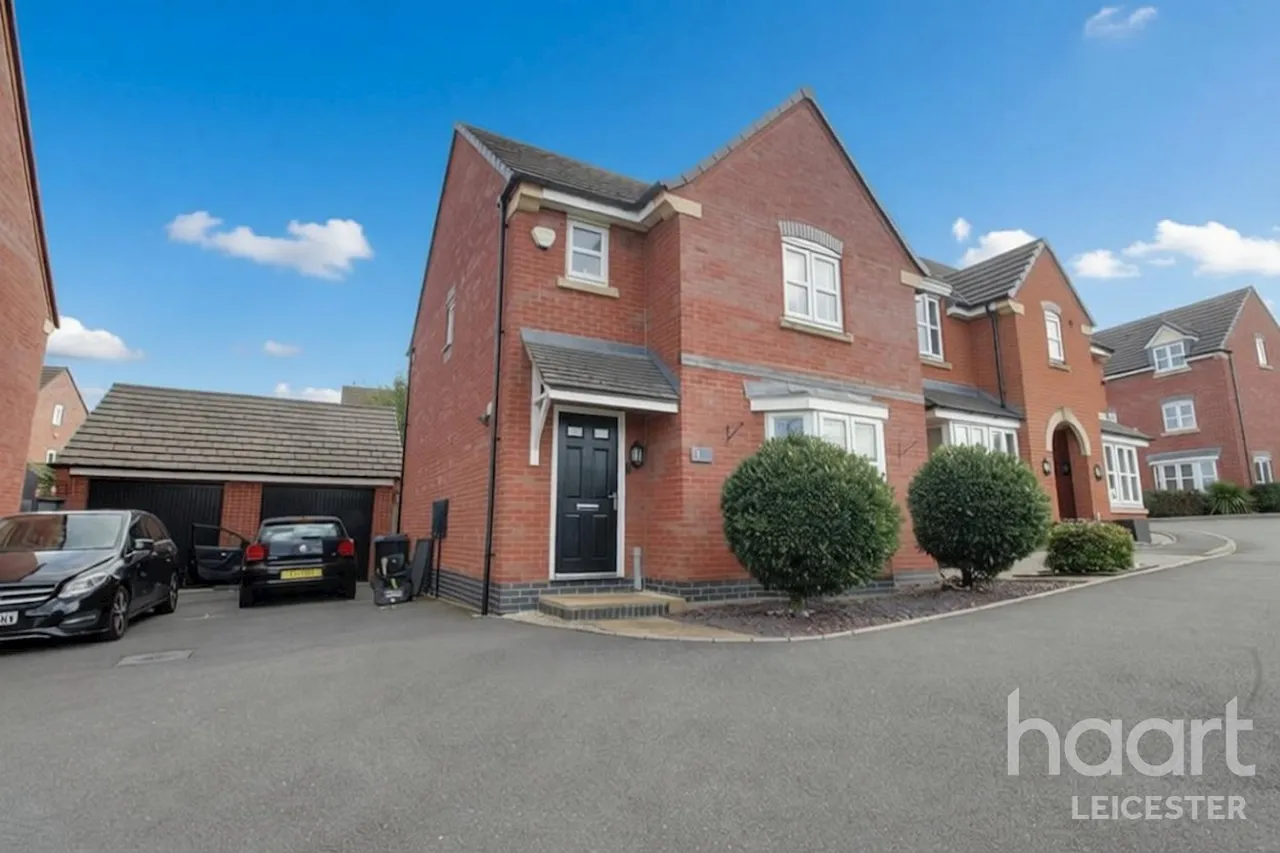 3 bed house to rent, Boundary Close, LE7