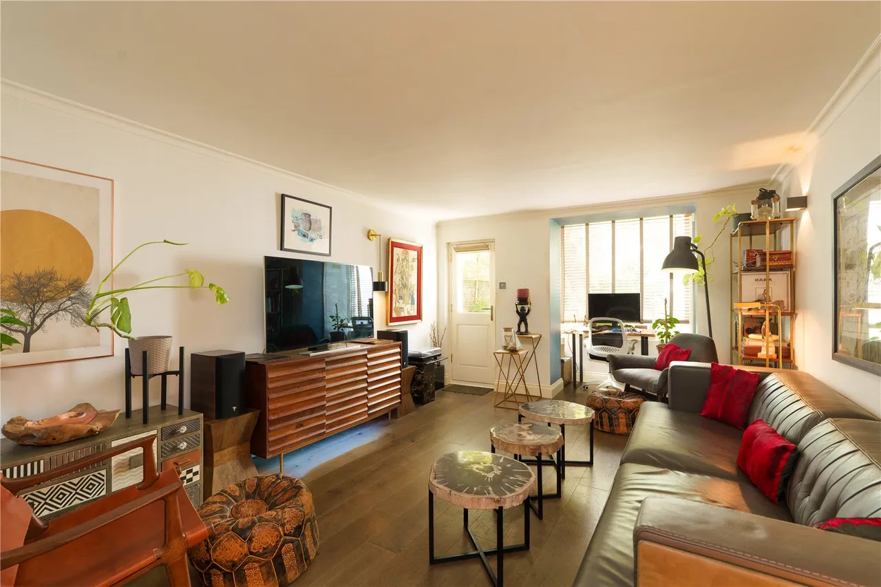 2 bed flat for sale — Linden Gardens, Notting Hill, London, W2 4HQ