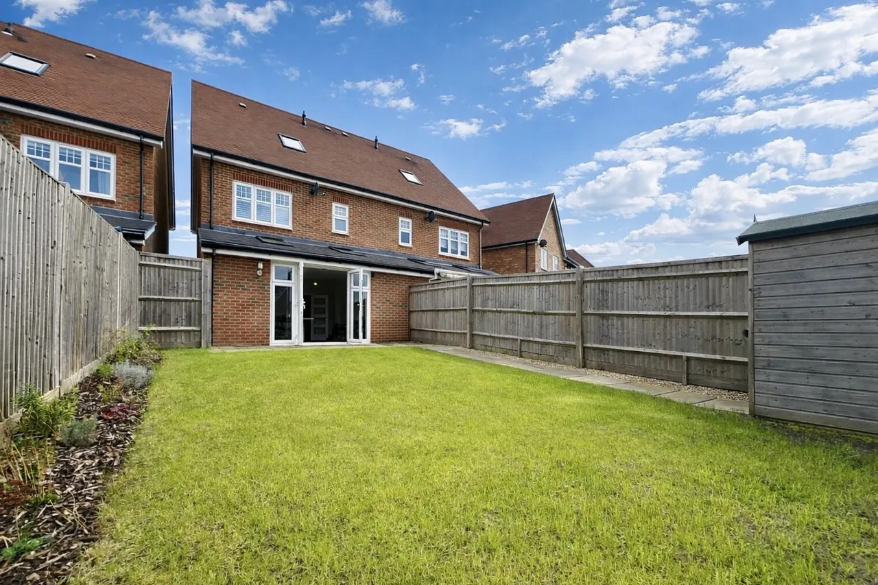 Millpond Avenue, Crookham Village, GU51, photo 7