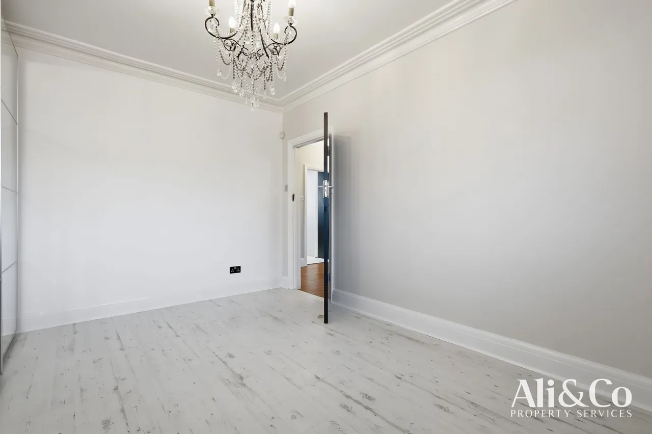 Connaught Avenue, Grays, Essex, RM16 2XT, photo 12