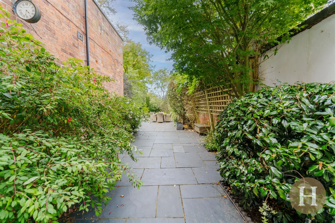 St. Peters Road, Harborne, B17, photo 50