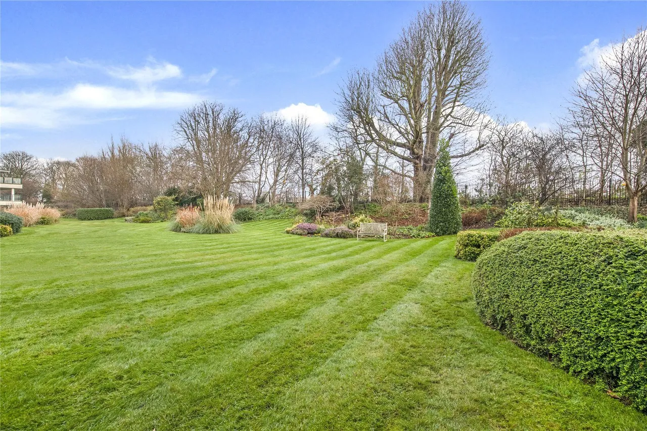 Strand Drive, Richmond, TW9, photo 8