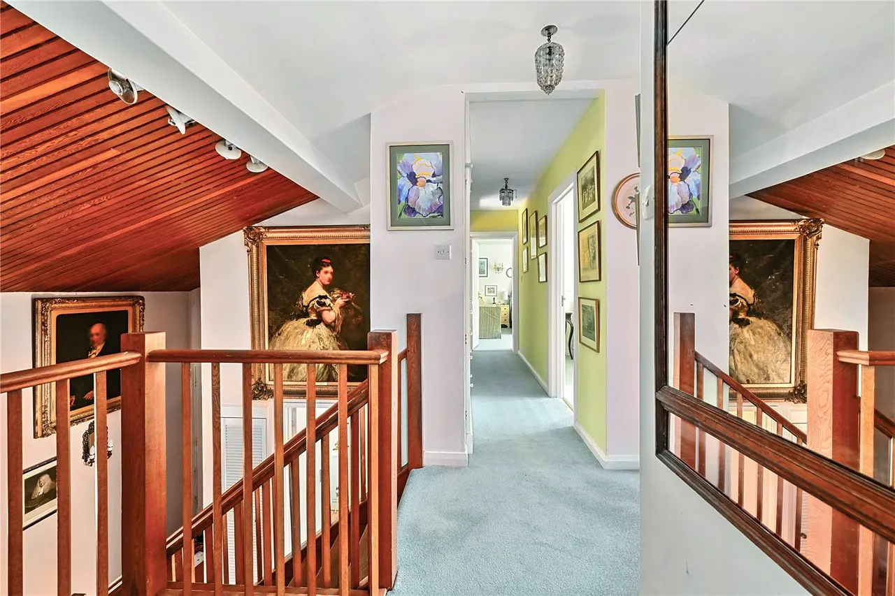 Hazeley Bottom, Hartley Wintney, Hampshire, RG27 8LU, photo 12