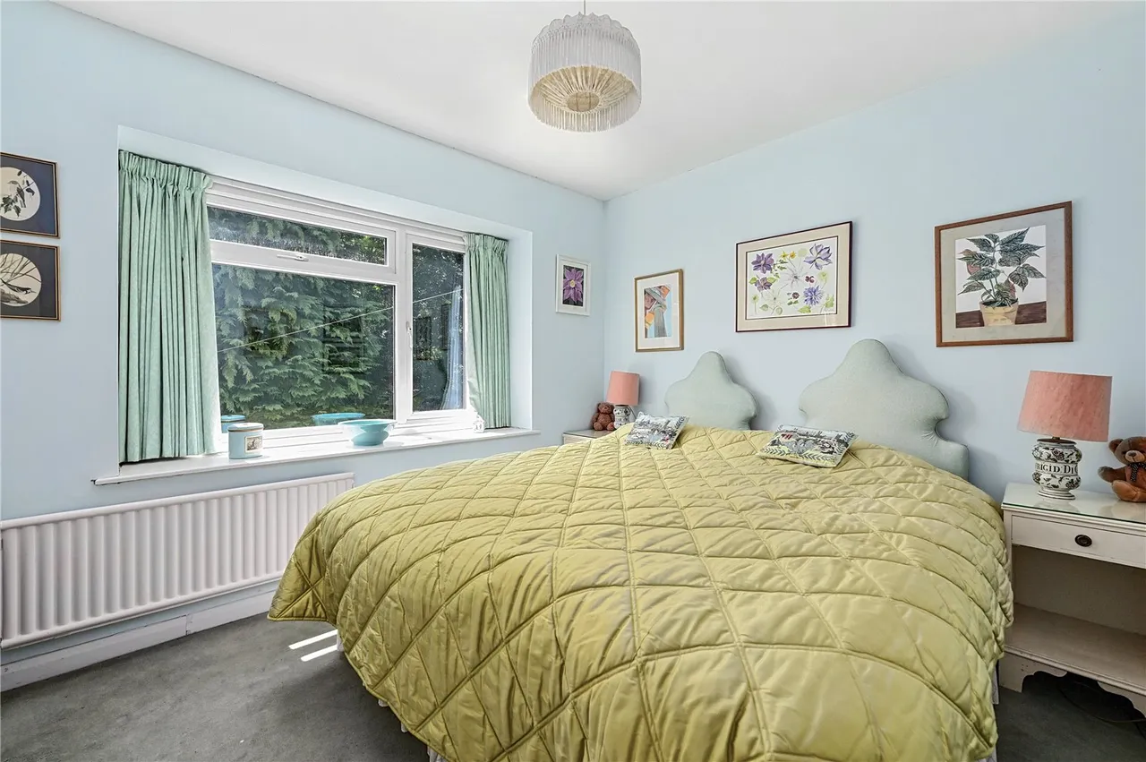 Hazeley Bottom, Hartley Wintney, Hampshire, RG27 8LU, photo 14
