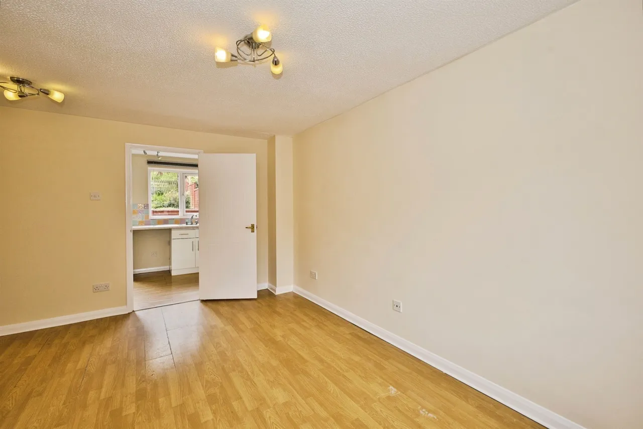 Weavers Close, Crewkerne, photo 11