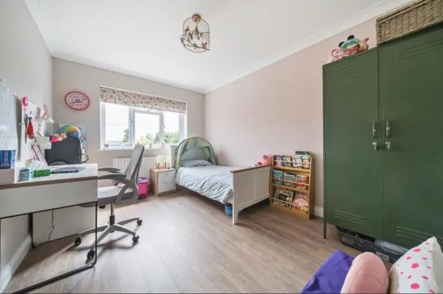 Benham Hill, Thatcham, RG18, photo 14