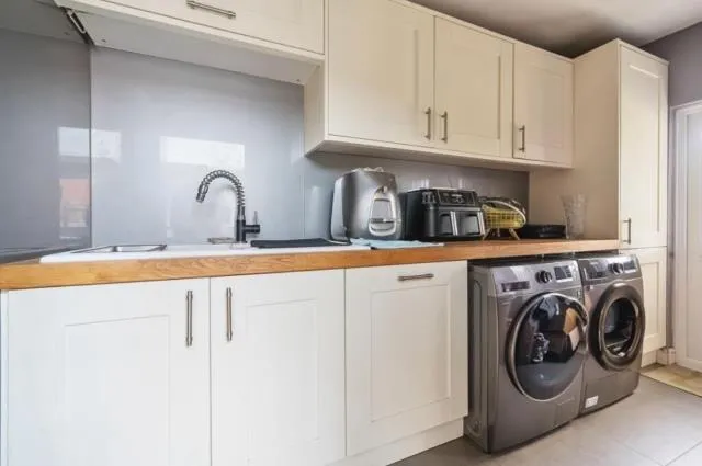 Benham Hill, Thatcham, RG18, photo 6