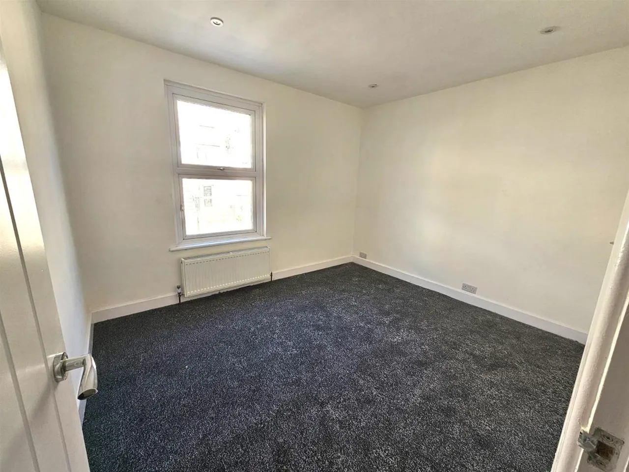 Upper Luton Road, Chatham ME5 7BQ, photo 7