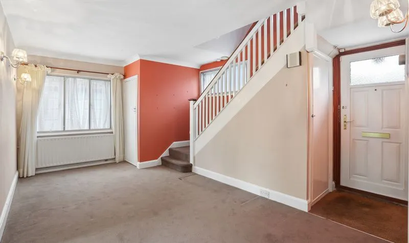 Alexandra Road, Epsom, KT17, photo 12