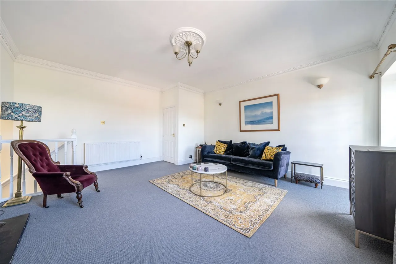 East Approach Drive, Cheltenham, GL52, photo 4