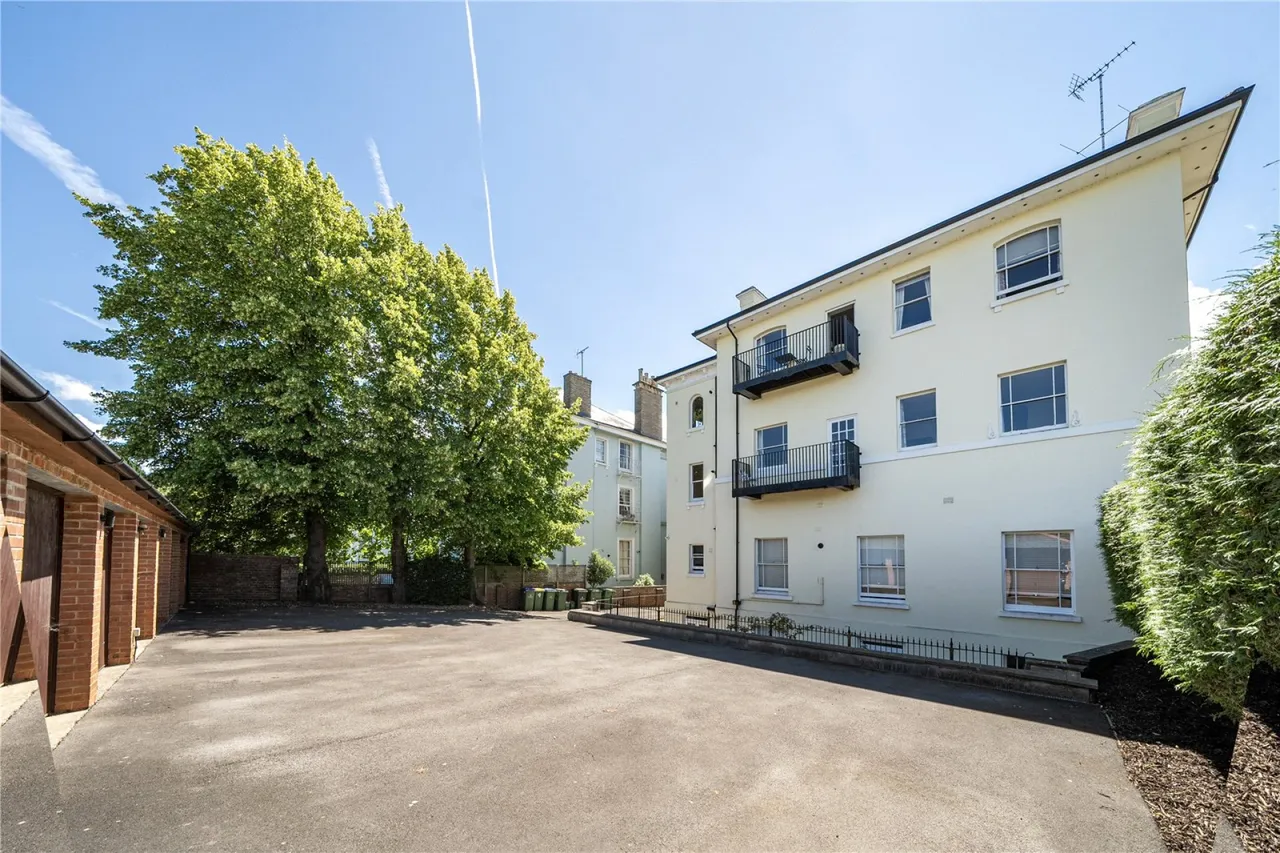 East Approach Drive, Cheltenham, GL52, photo 18