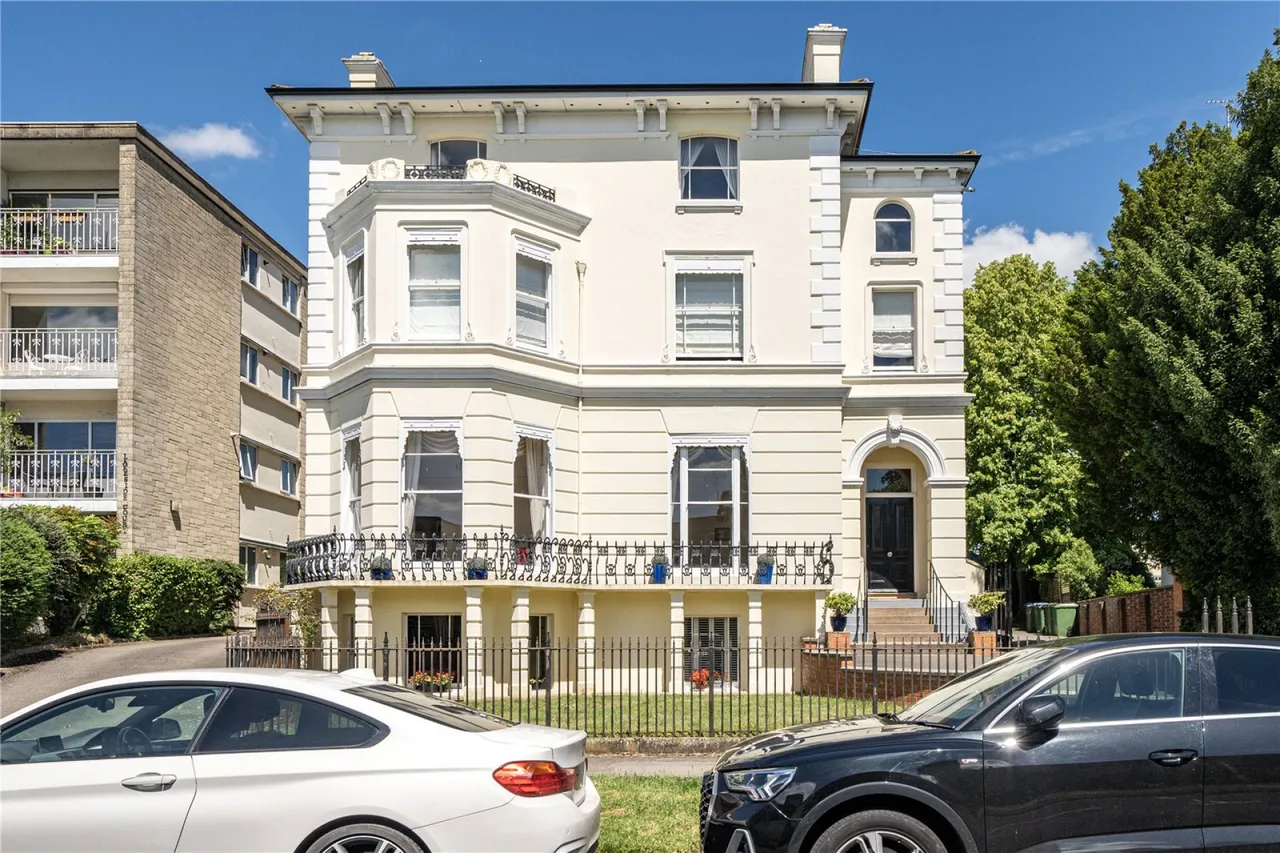 East Approach Drive, Cheltenham, GL52, photo 21