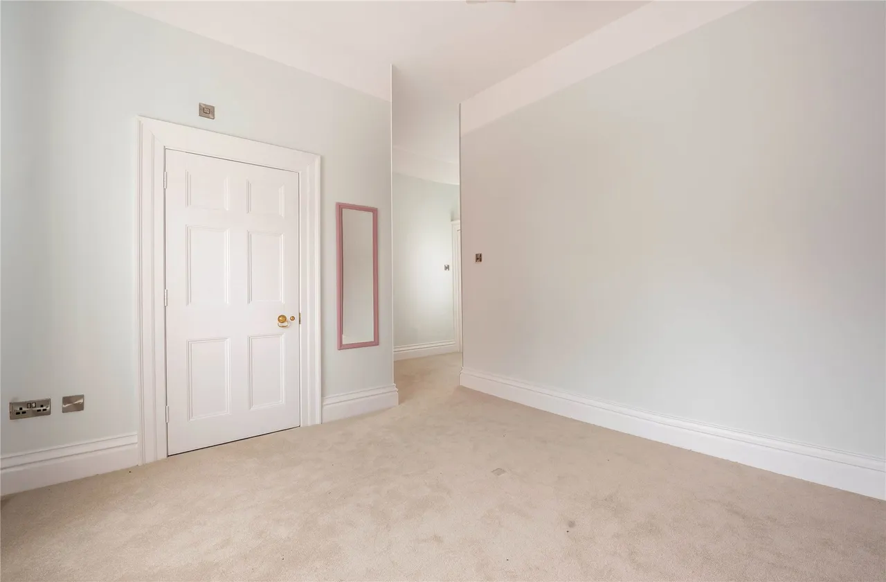 The Hall, Brockhall, NN7, photo 7