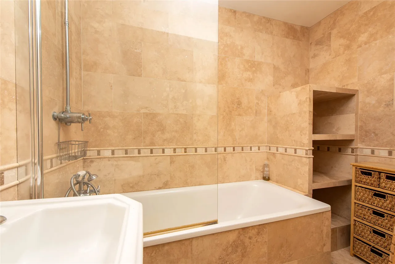 The Hall, Brockhall, NN7, photo 21