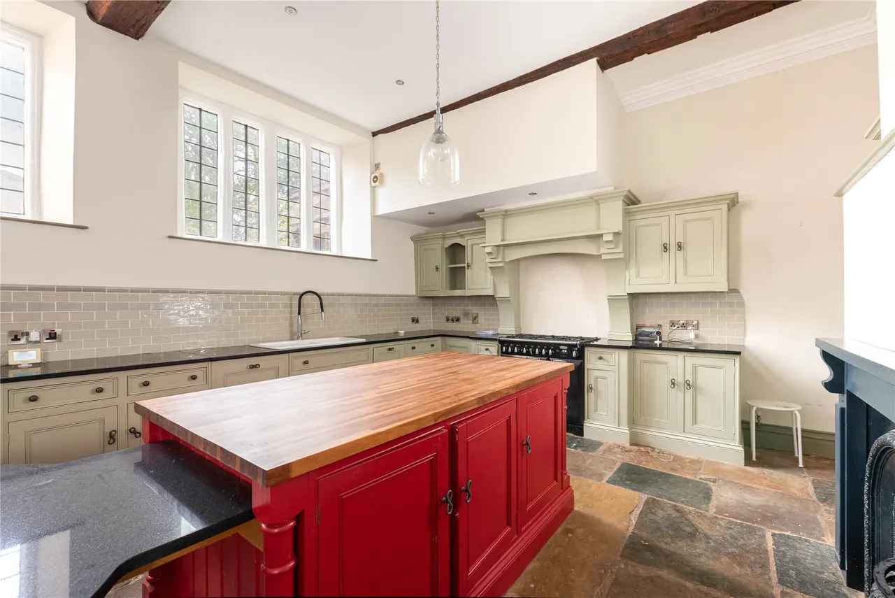 The Hall, Brockhall, NN7, photo 13