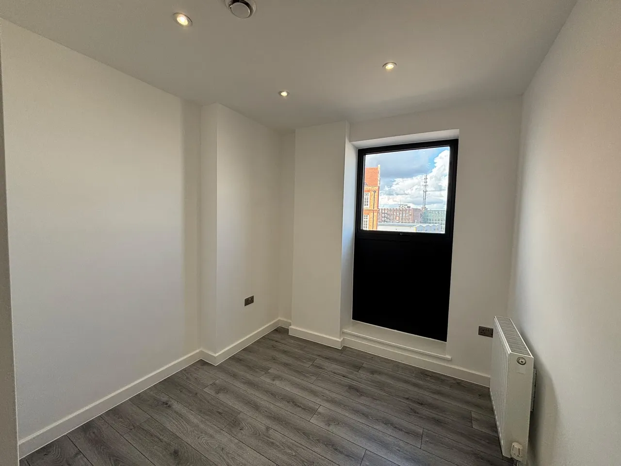 Woolwich Road, London, SE7, photo 6