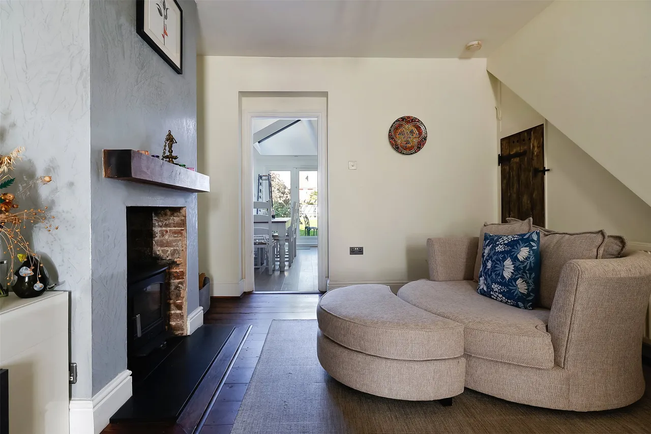 Reigate Road, Hookwood, RH6, photo 3