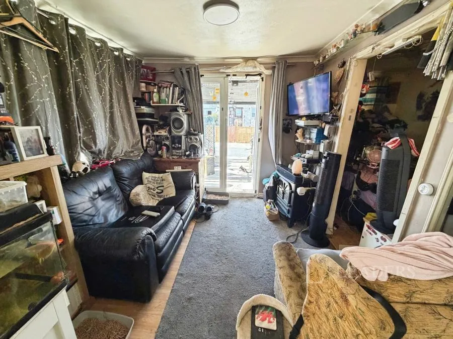 Morris Avenue, Jaywick, CO15, photo 2