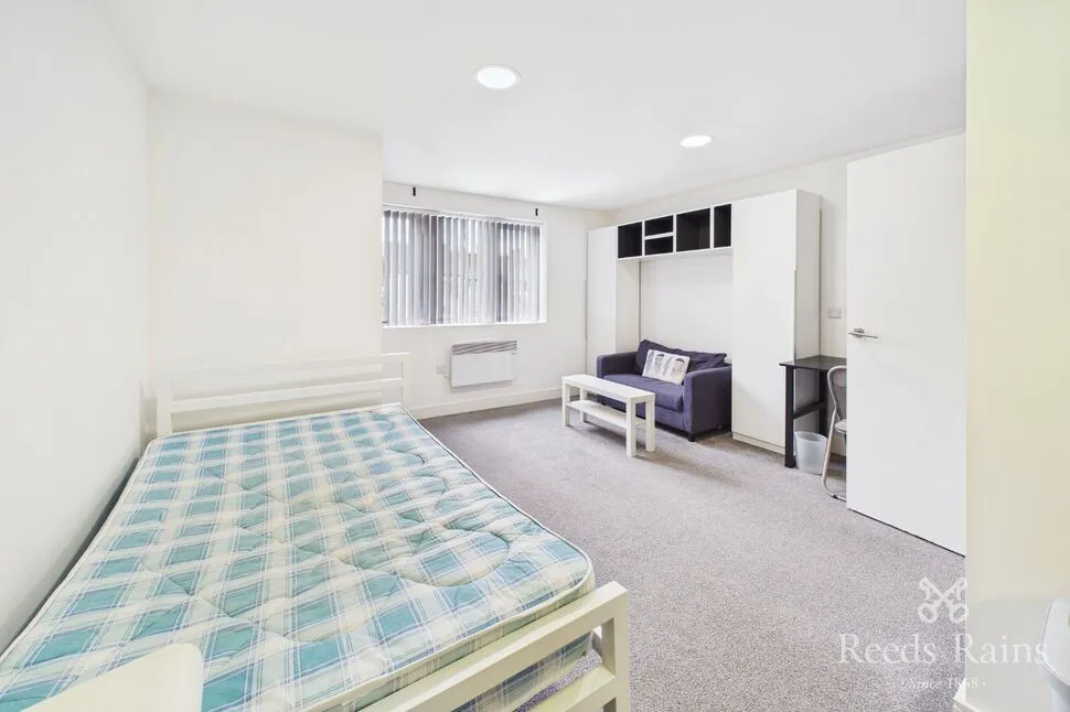 Manchester Road, Huddersfield, West Yorkshire, HD1, photo 3
