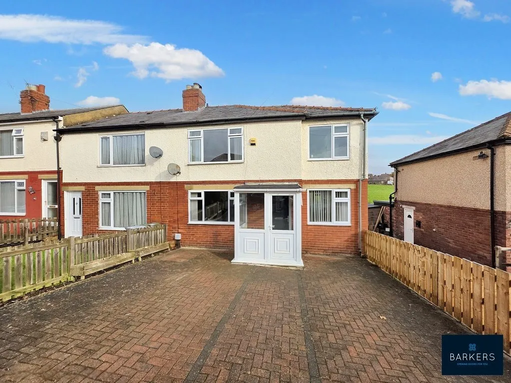 4 bed house for sale — Old Lane, Birkenshaw BD11 2JX