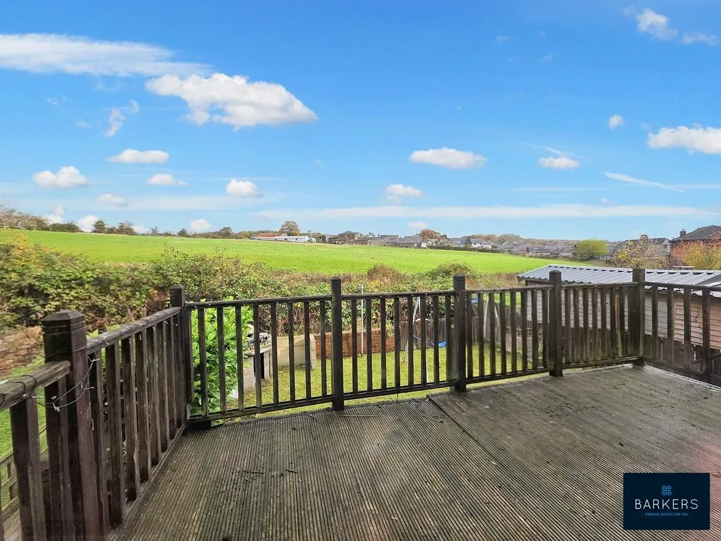 Old Lane, Birkenshaw BD11 2JX, photo 14