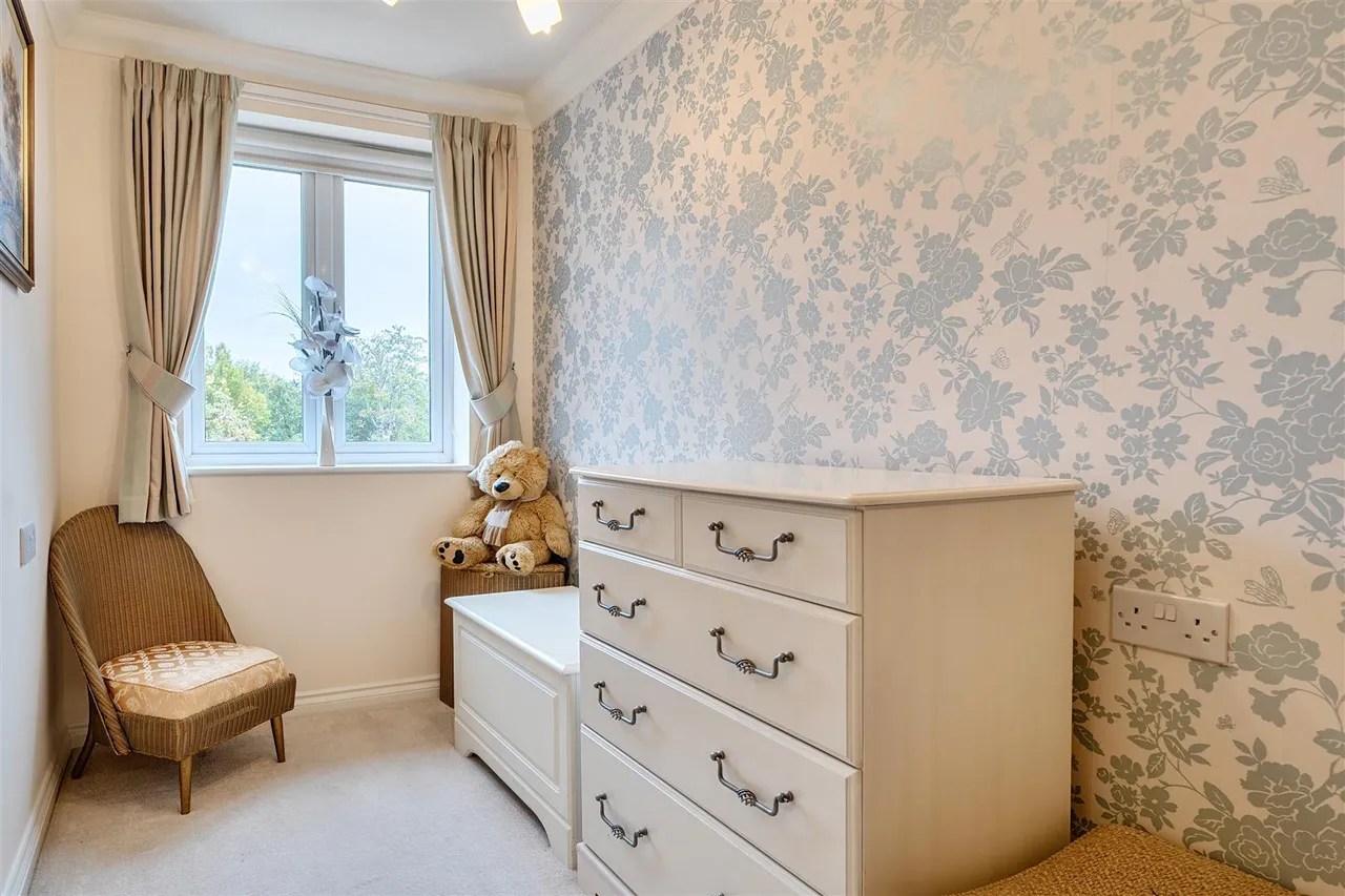 Brambledown Road, Wallington, SM6, photo 9